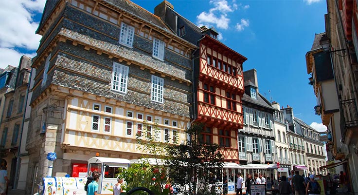 Ruelle de Quimper aux alentours du camping Le Port de Plaisance à Bénodet en Bretagne