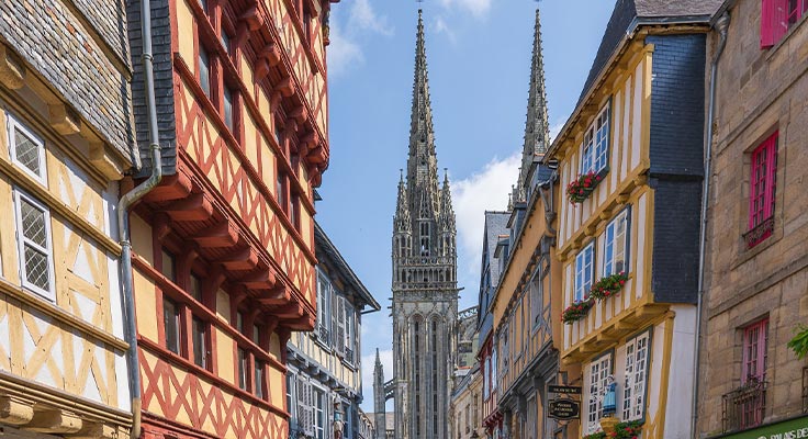 Architecture et cathédrale de Quimper en Bretagne