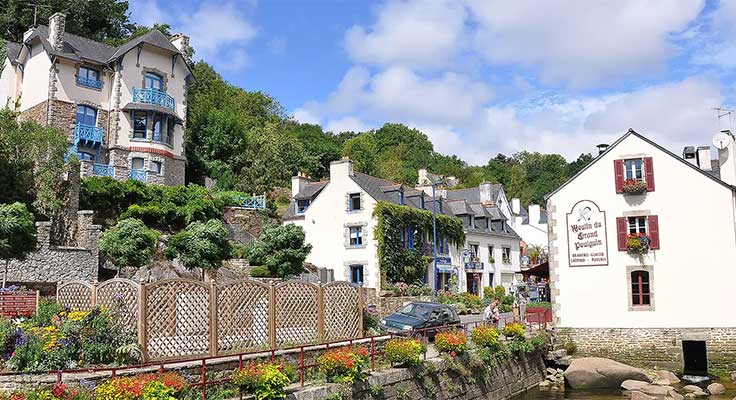 Pont-Aven, la cité des peintres proche de Bénodet en Bretagne